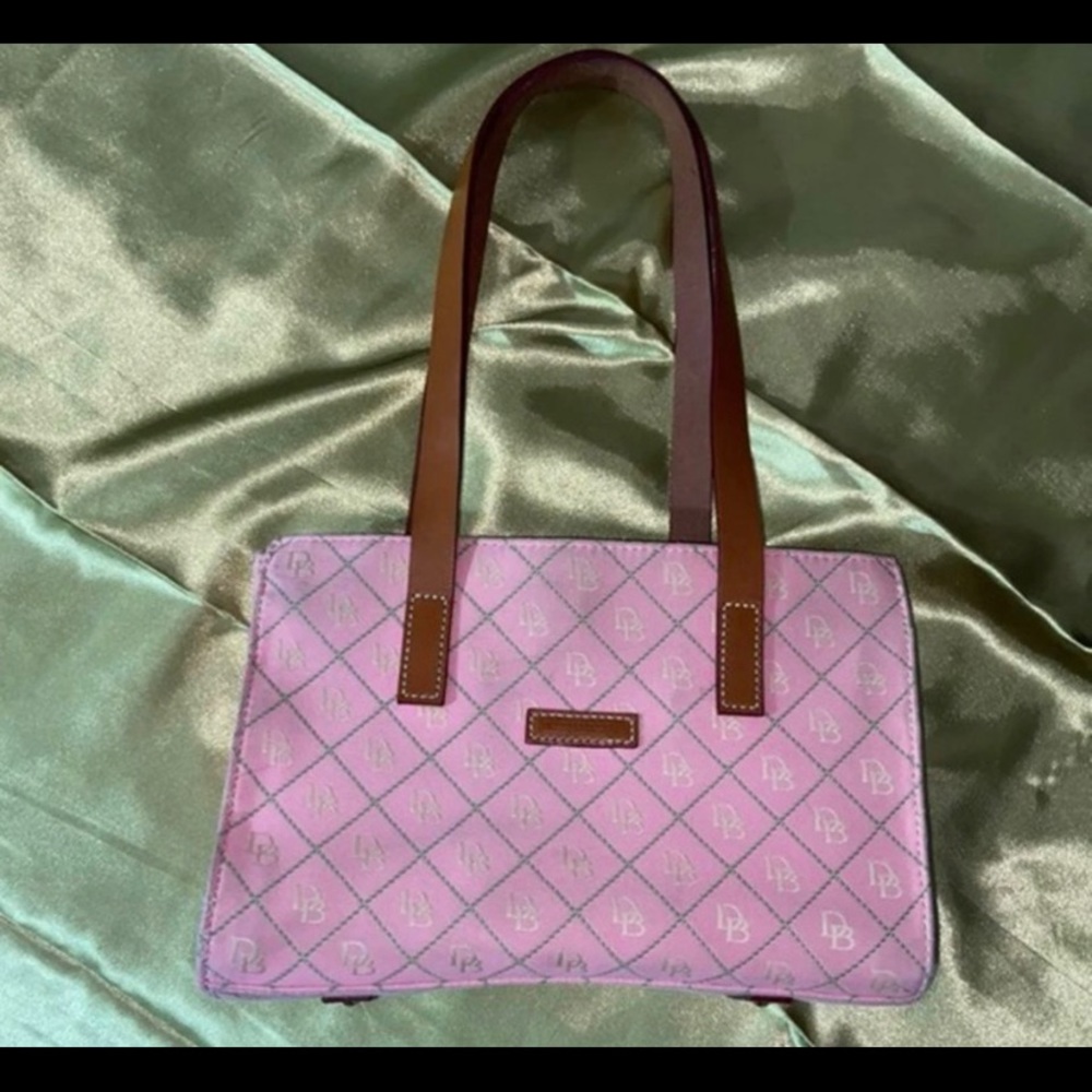 Dooney&Bourke pink purse